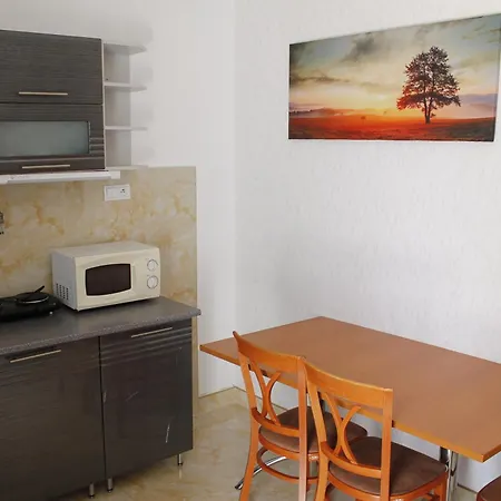 Apartmanovy Garni Relax Otel 3*
