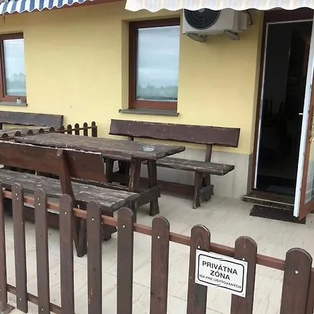 Apartmánový Wellness Garni Relax Hotel Senec