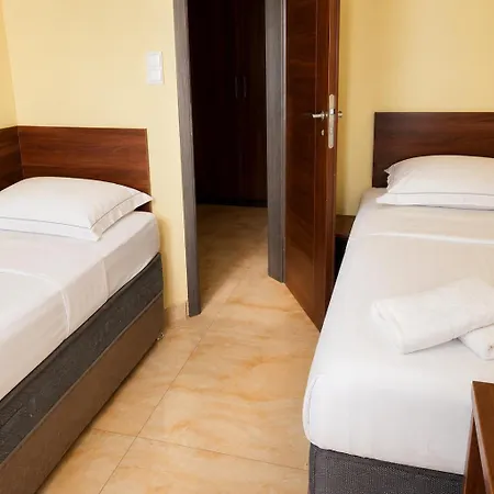 Otel Apartmanovy Garni Relax 3*