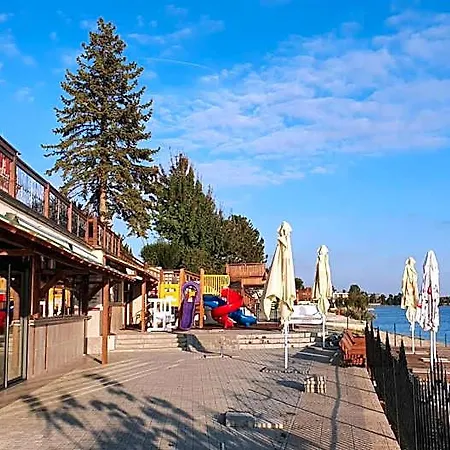 Apartmánový Wellness Garni Relax Hotel 3*