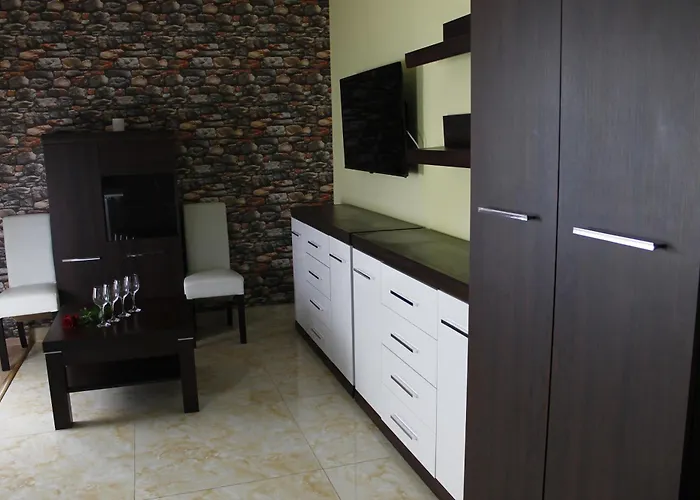 Apartmanovy Garni Hotel Relax 3* 세네츠