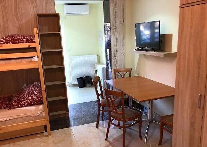 호텔 Apartmanovy Garni Hotel Relax 세네츠