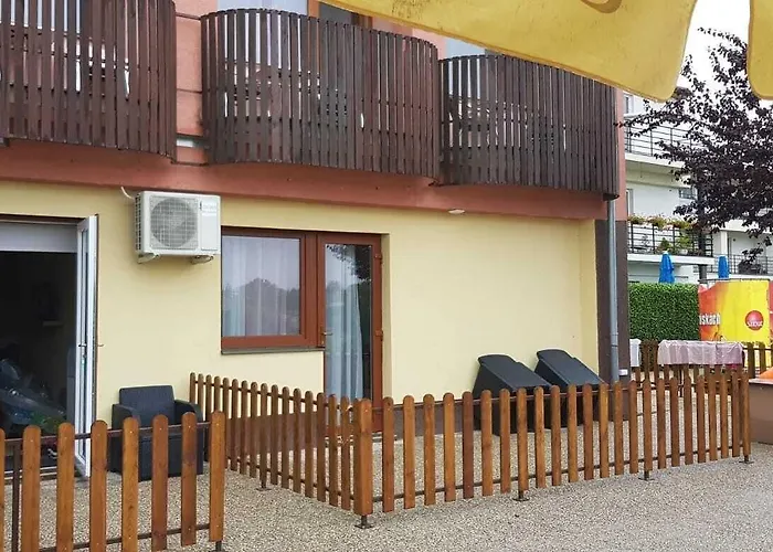 호텔 Apartmanovy Garni Hotel Relax 세네츠