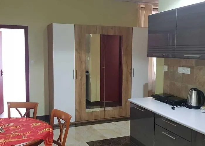 Apartmanovy Garni Hotel Relax 3* 세네츠